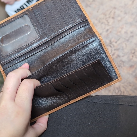 Nocona Genuine Leather Cross Wallet Billfold - Picture 8 of 10